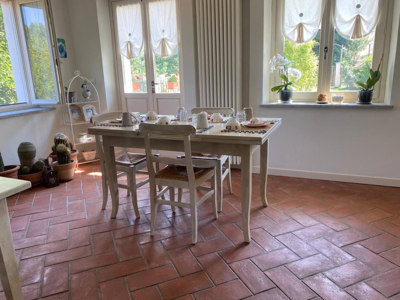 Cascina Spazio Indaco * Castagnole Monferrato