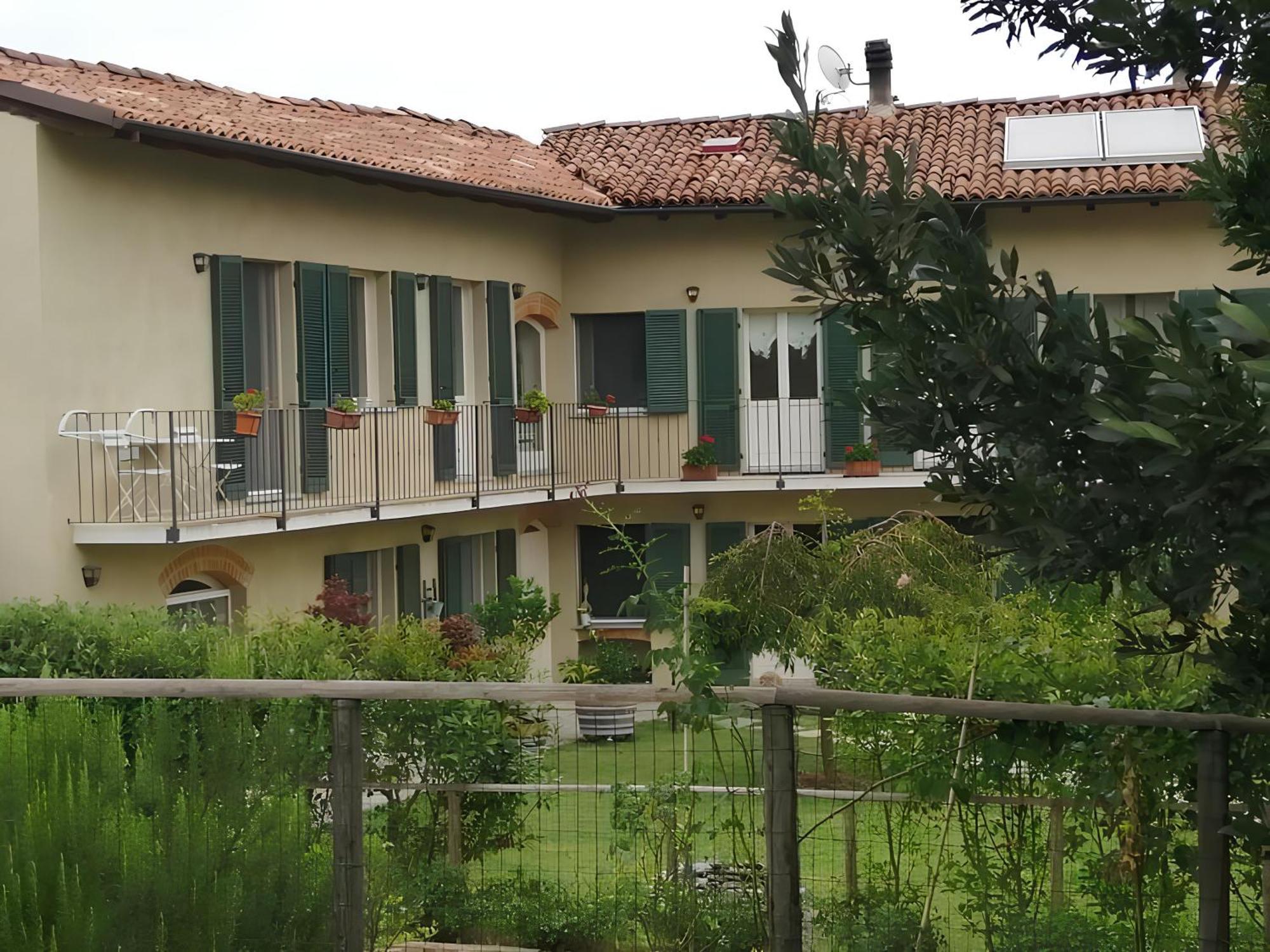 Cascina Spazio Indaco Castagnole Monferrato